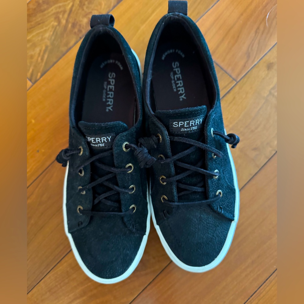 Sperry Black Sneakers Classic Low-Top Design
